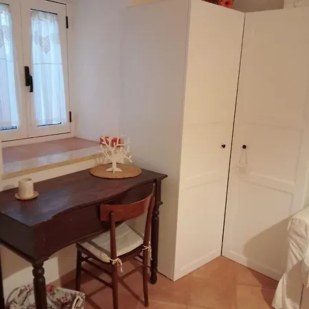 Holiday home Casetta Monti Del Duca